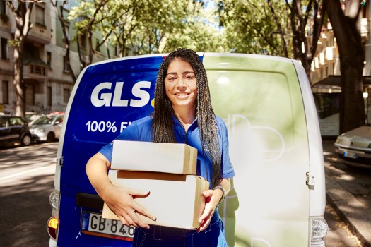 GLS employee