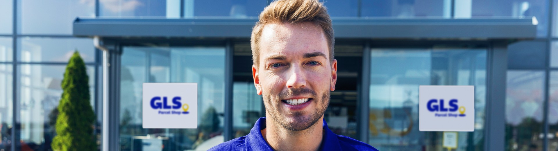 Delivery driver close-up 